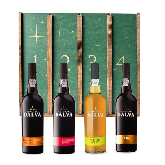 Årets portvins-adventskalender med fire nøje udvalgte portvine, perfekt til livsnydere i december.