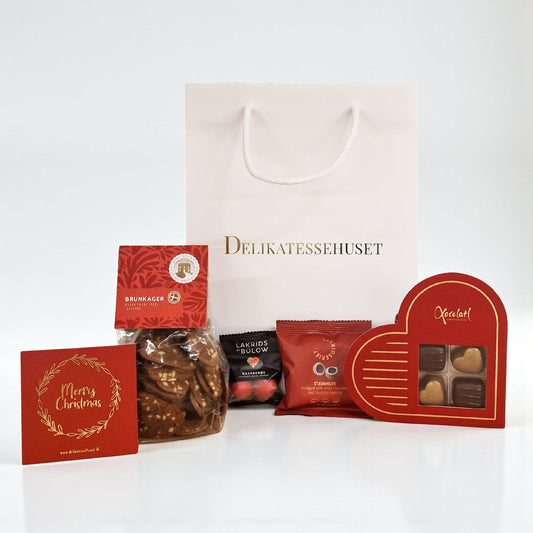 Julepose rød - med småkager, chokolade og sødt
