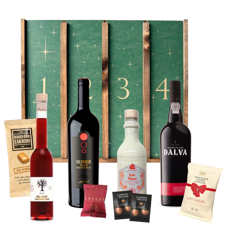 Adventskalender med Kirsebær Likør, Rødvin, Jule Mjød og Portvin samt masser søde lækkerier. 