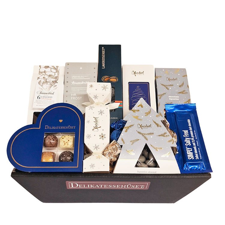 Frostblå julekurv med danske lækkerier