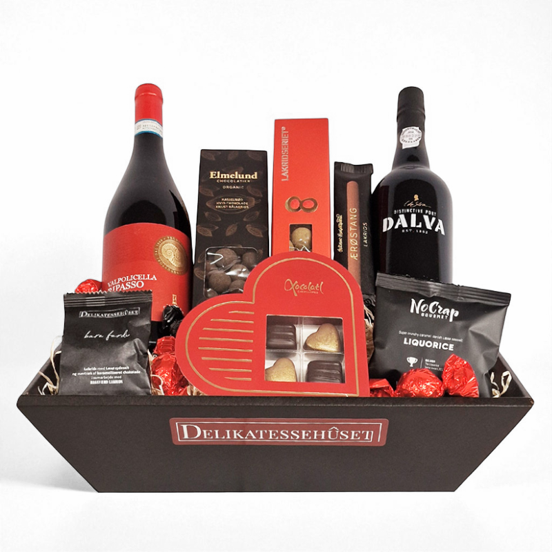 Julekurv med rødvin, portvin og lækkerier