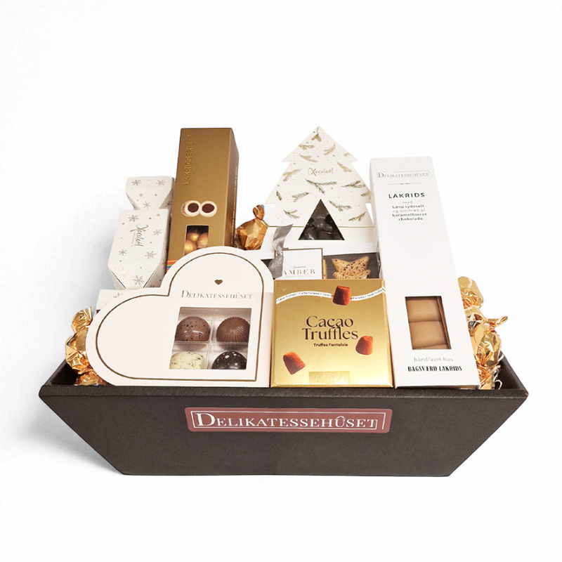 Julekurv med søde lækkerier - chokolade, lakrids m.m.